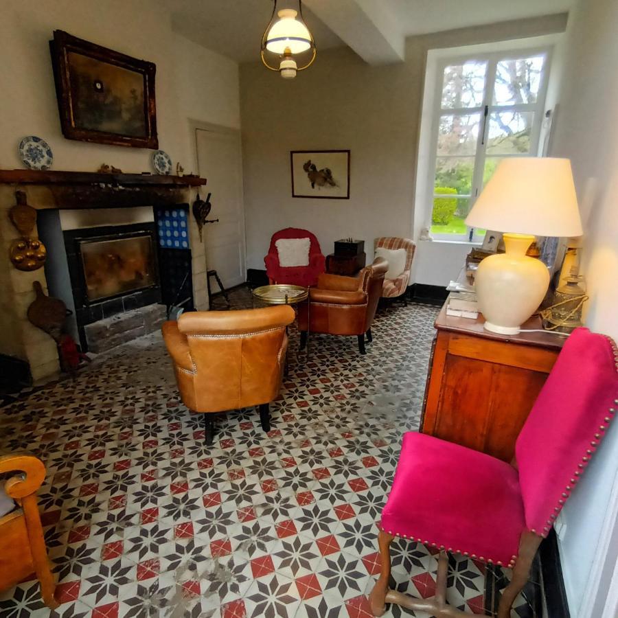 Petit Manoir De La Berthenlaire Bed & Breakfast Baincthun Bagian luar foto